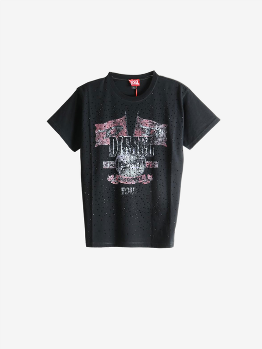 Black t-shirt, front view