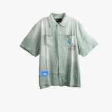 Green shirt, front view