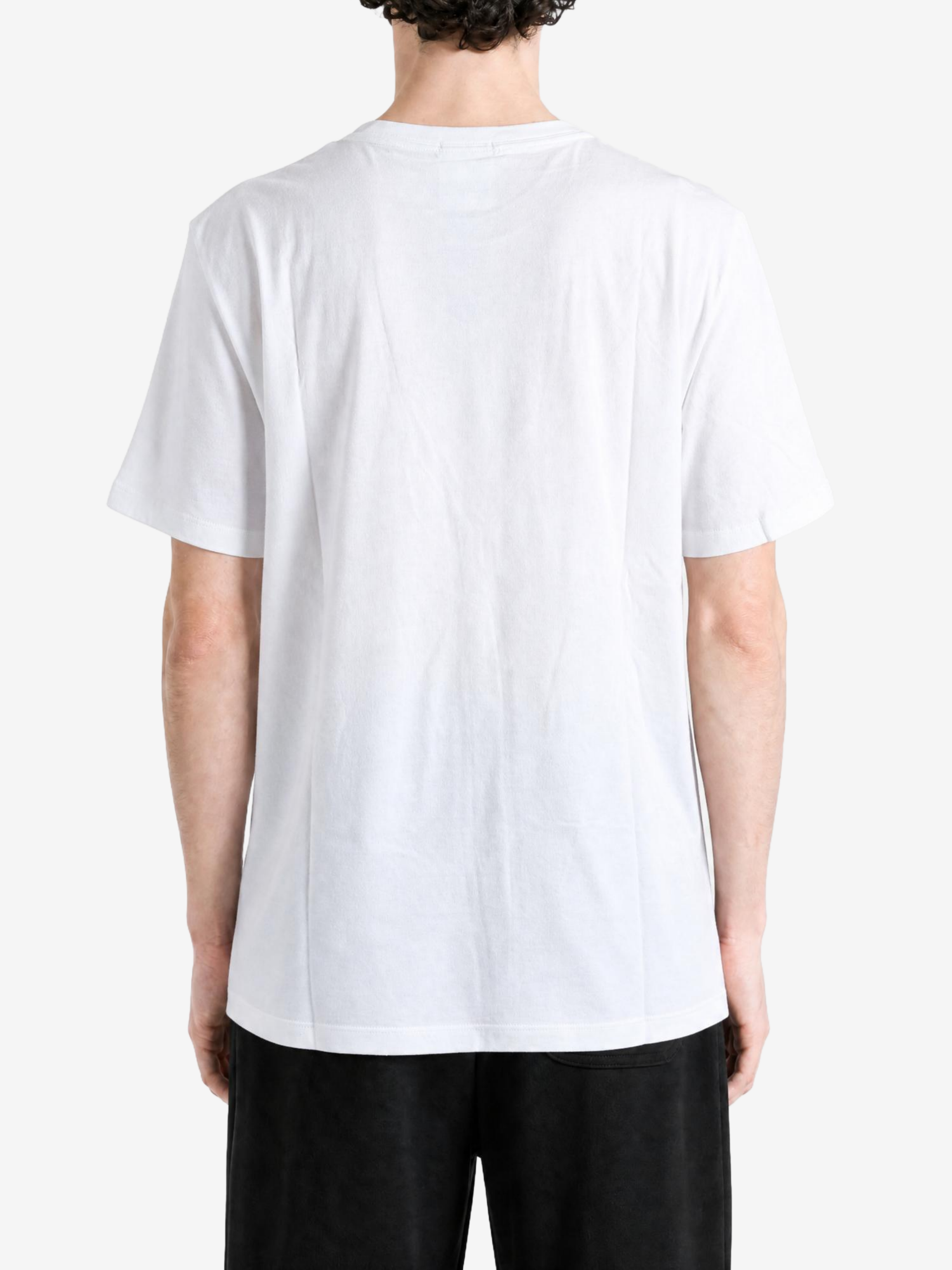 White t-shirt, full body view