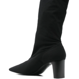 Black boots,back view