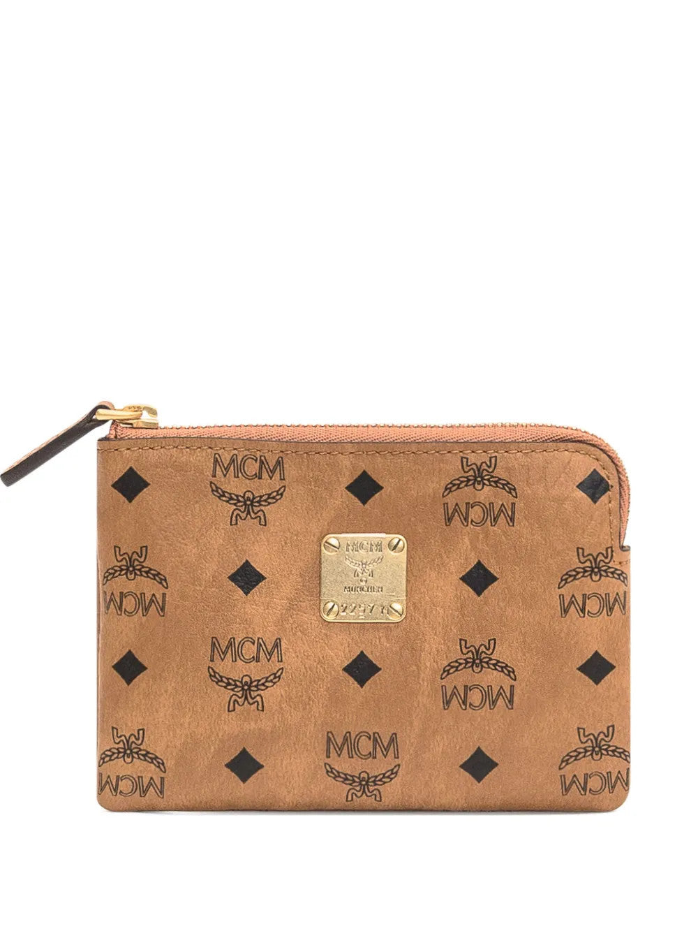 Brown accessories, front view