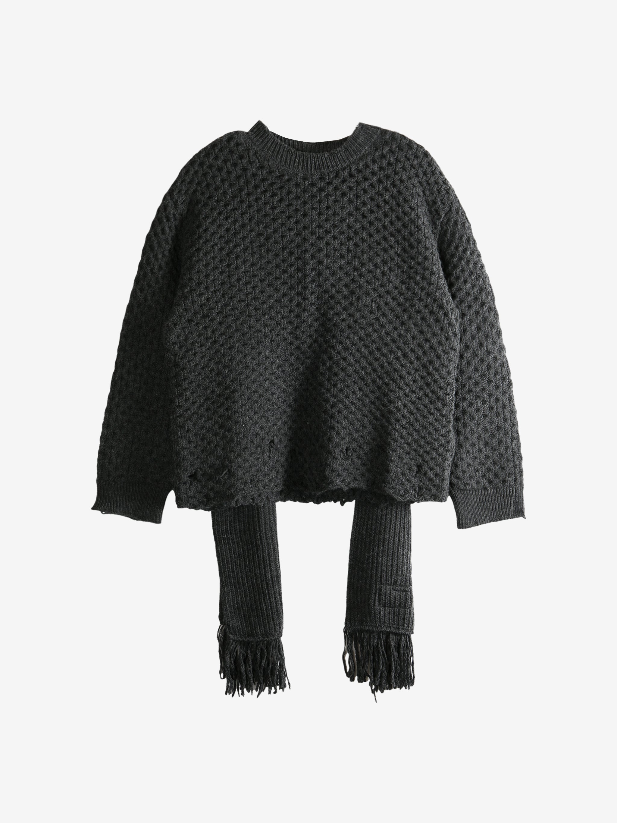 Grey knitwear, front view