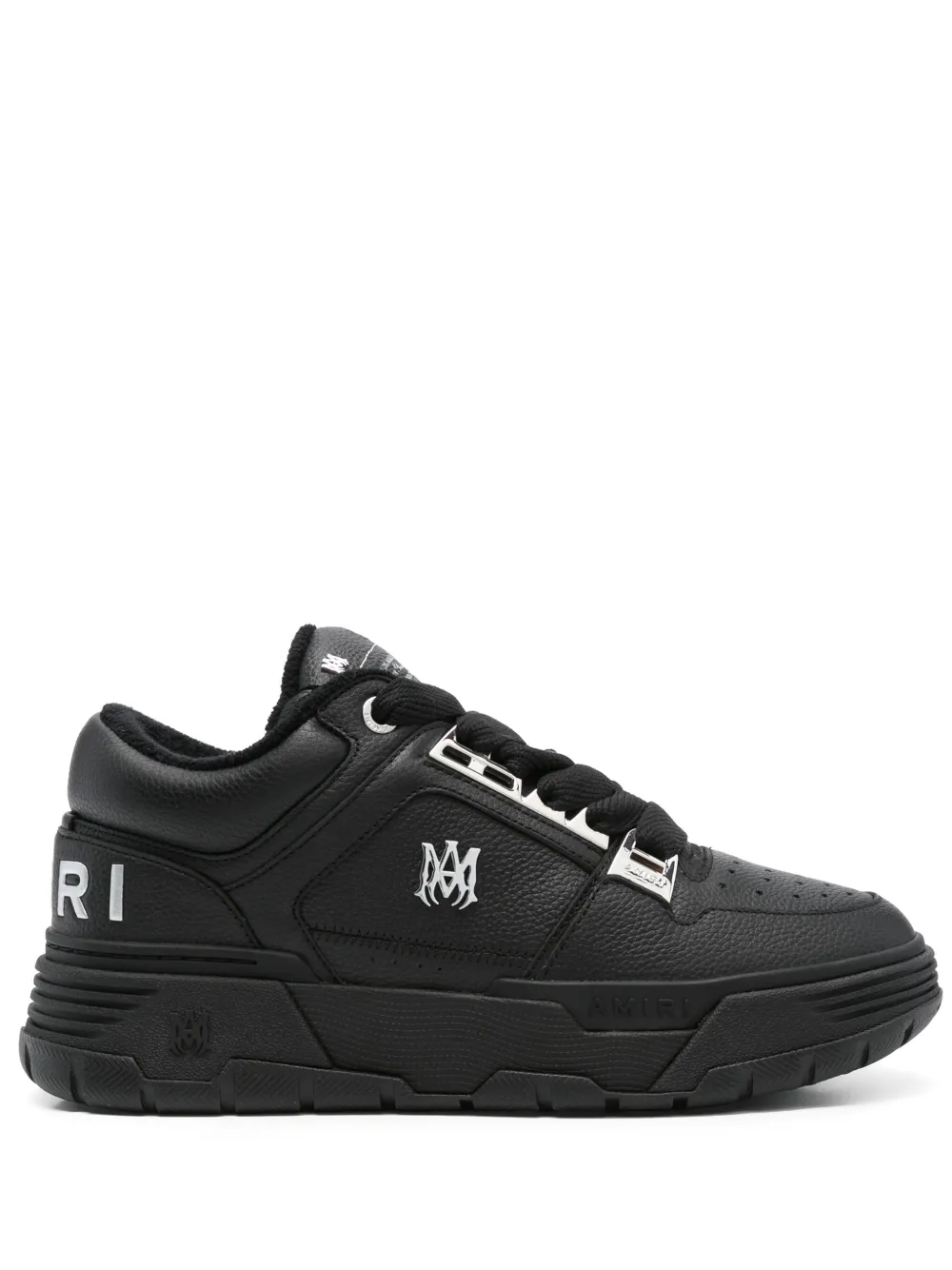 Black sneaker,front view