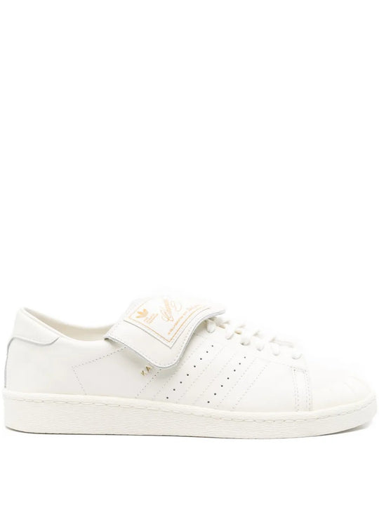 White sneakers, front view