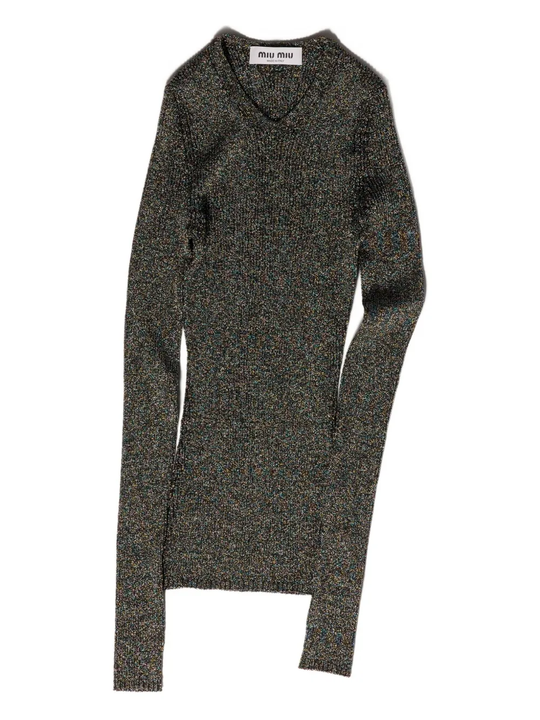 Unknown knitwear, front view