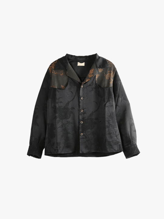 Black shirt, front view