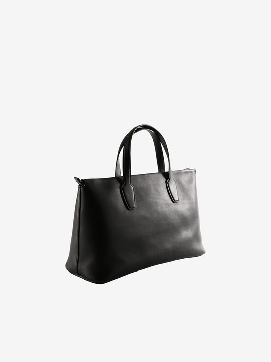 Black bag, side view