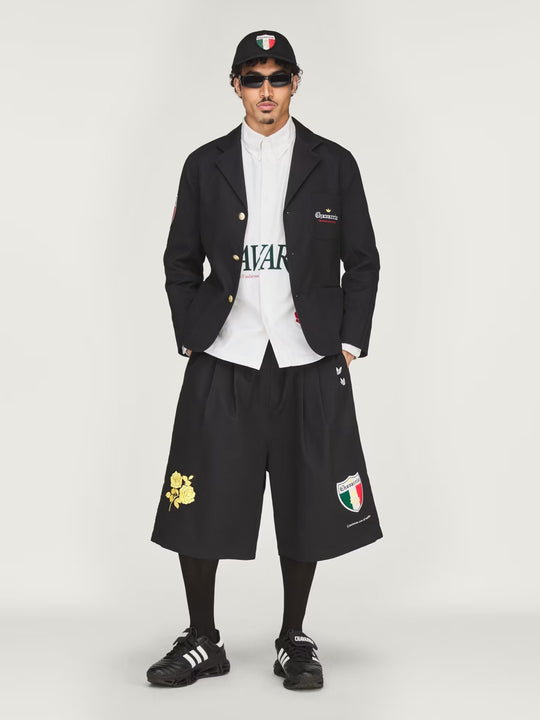 black blazer,full body view