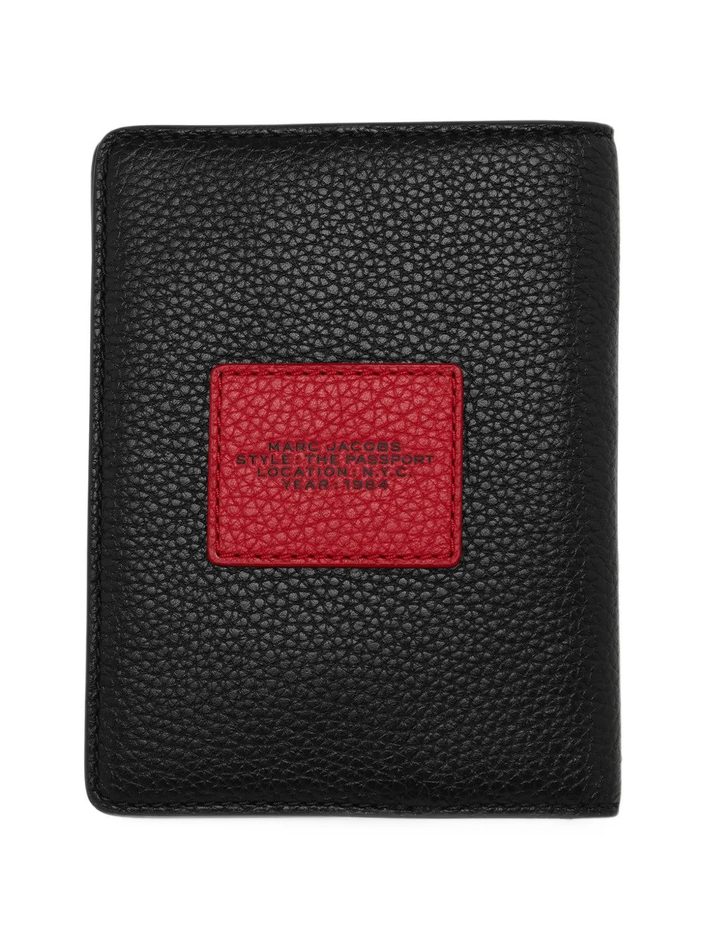 Black accessories, front view