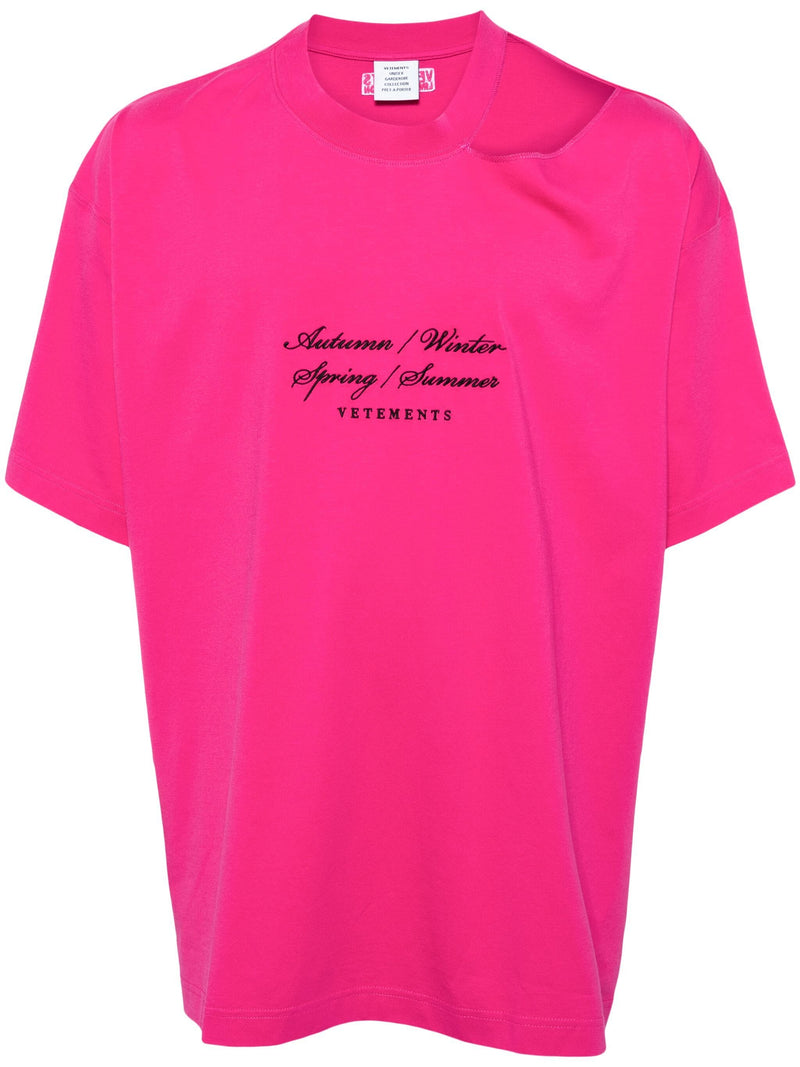 VETEMENTS Unisex Open Shoulder 4 Seasons Embroidered T-Shirt