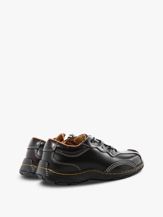 Brown shoes, front view