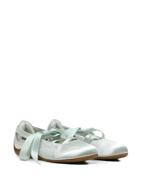 White flats, front view