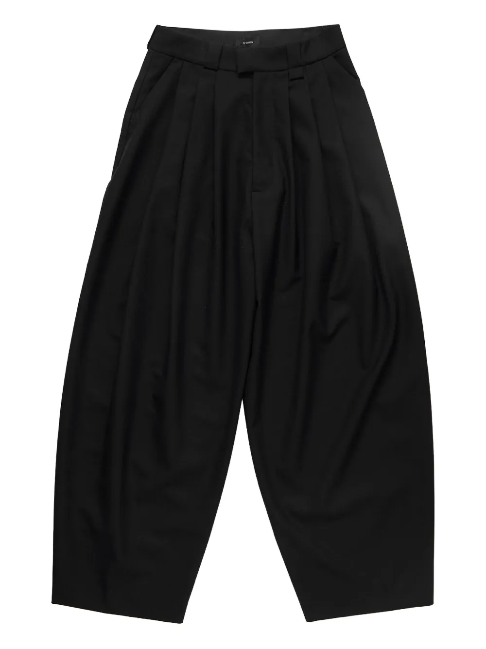 Black pant, front view