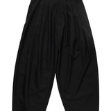 Black pant, front view