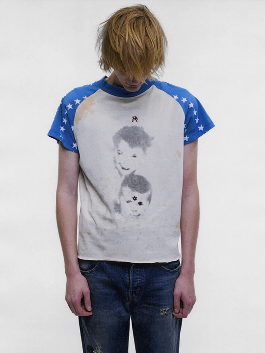 Blue t-shirt, full body view