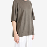 Grey t-shirt, full body view