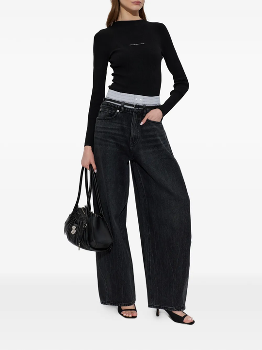 Black top,full body view