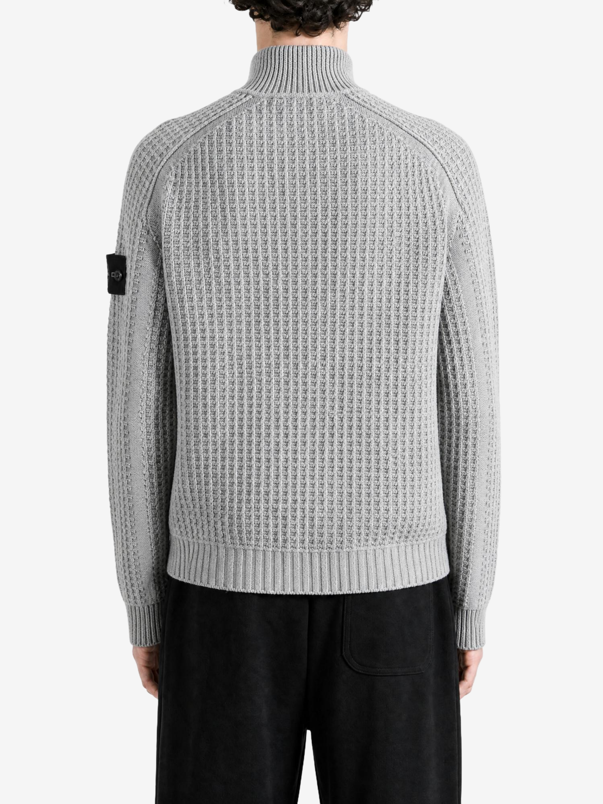 Grey knitwear, front view
