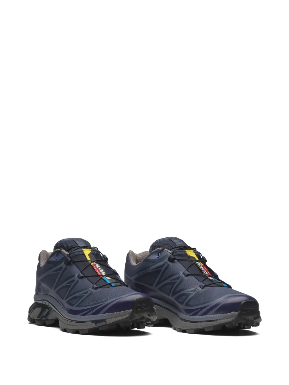 navy shoes,side view