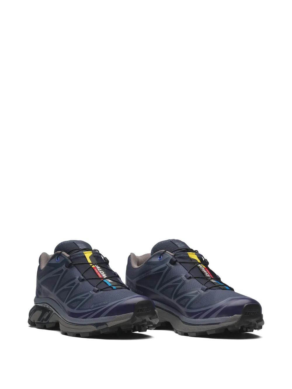 navy shoes,side view