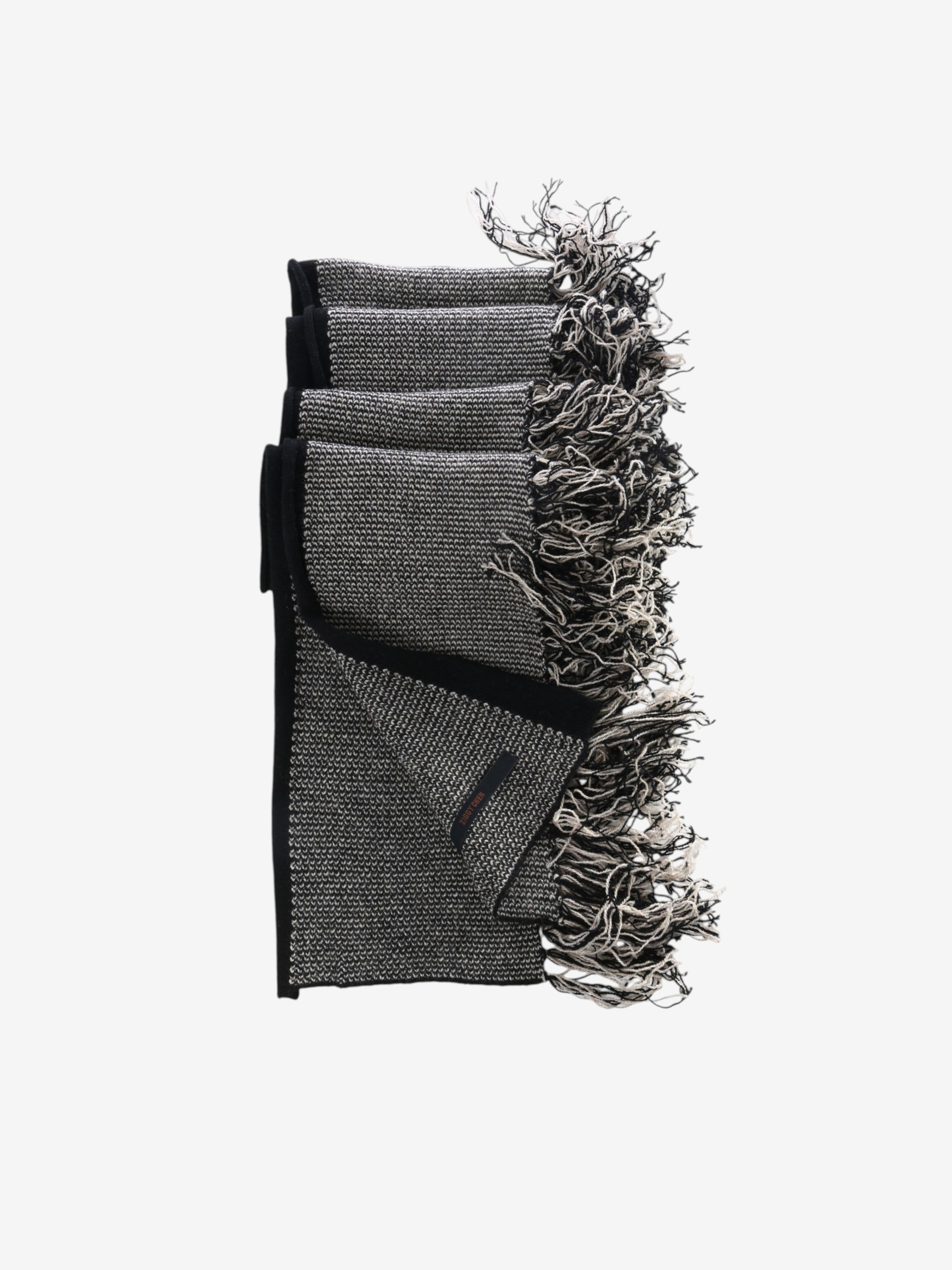 Grey scarf, front view