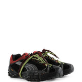 Black shoes, front view