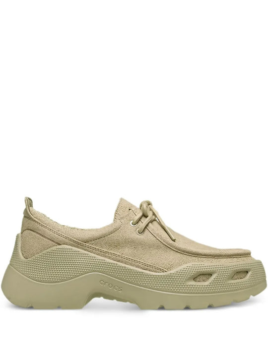 Brown shoes, front view