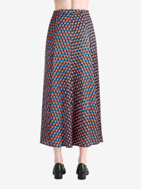 Black skirt, full body view