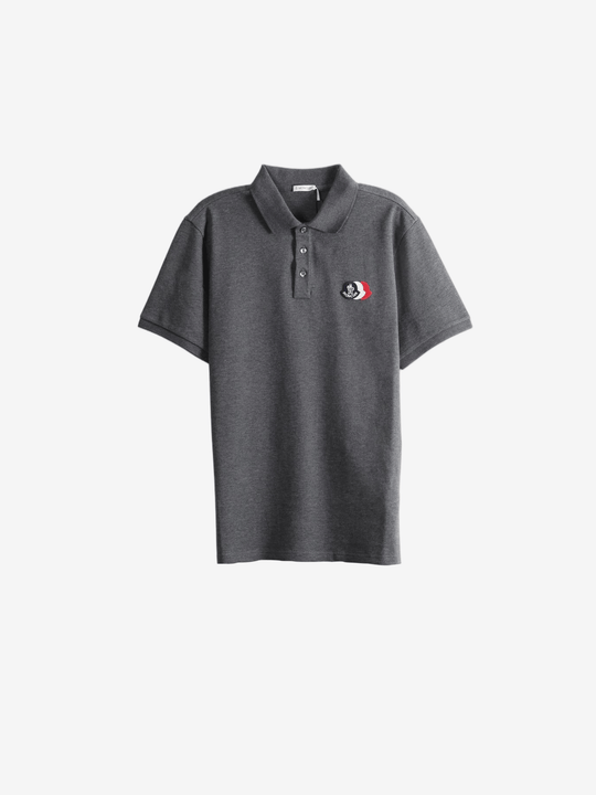 Grey t-shirt, front view