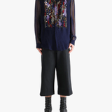 Navy blue shirt,full body view