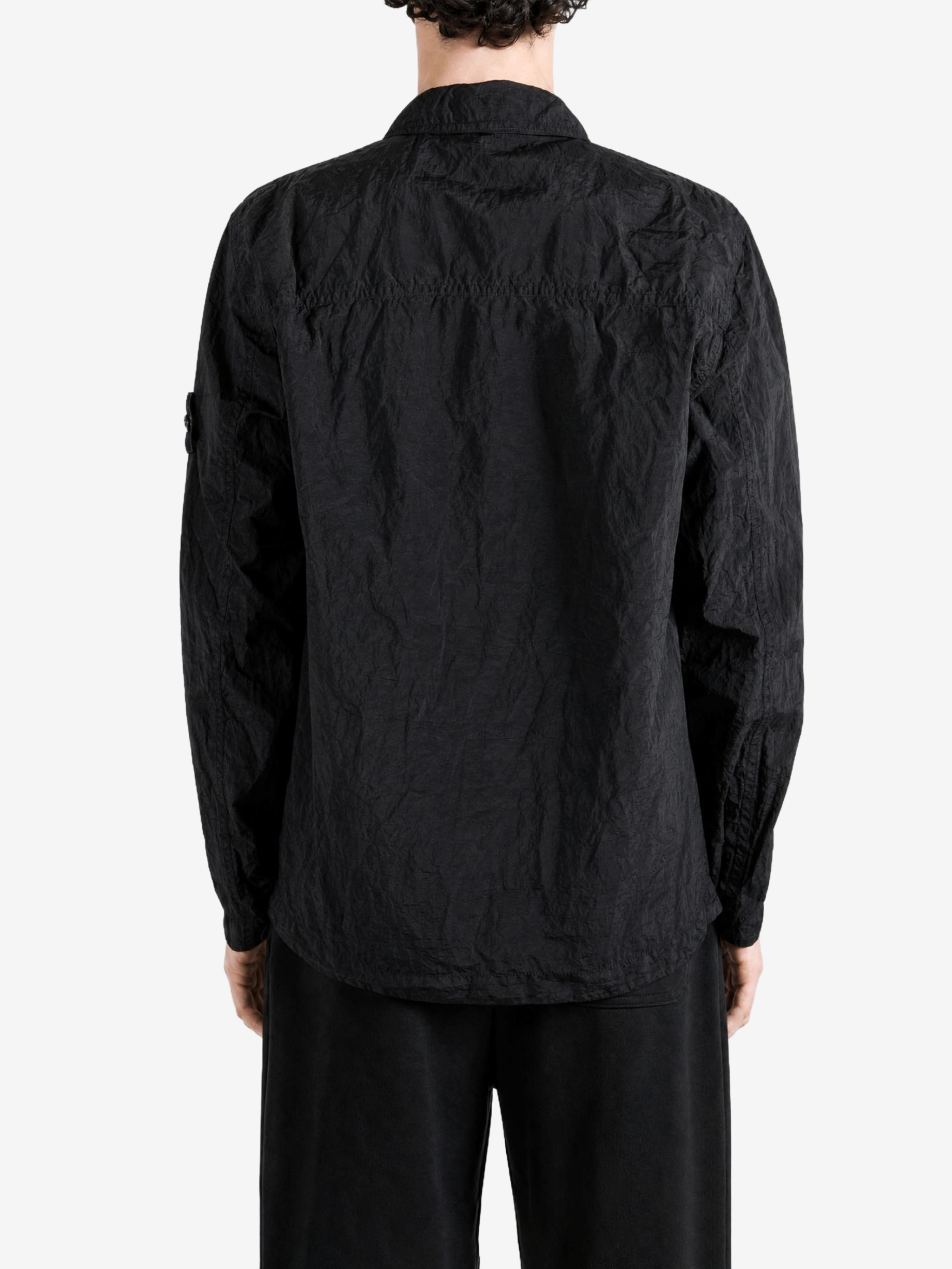 Black shirt, front view