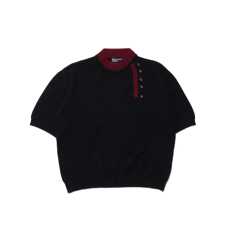 Black knitwear, front view