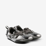 Silver ballet shoes，side view