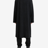 Black shirt, full body view
