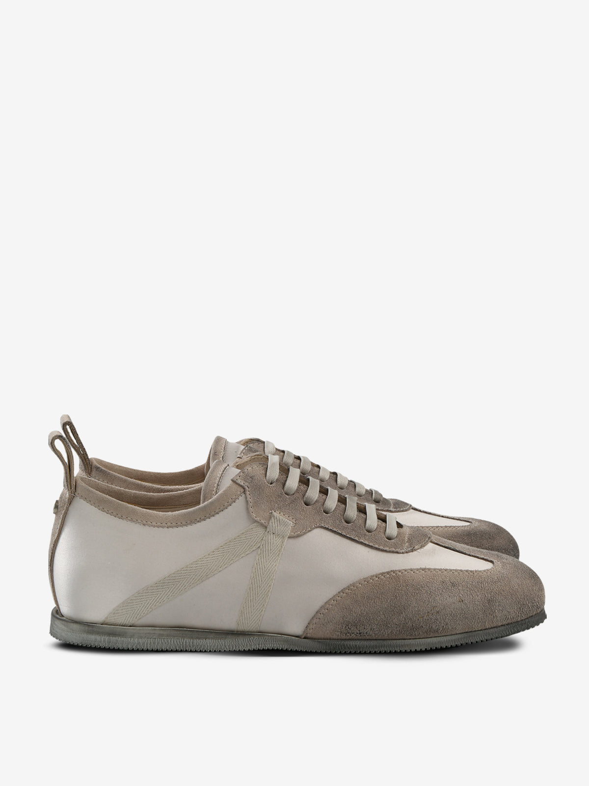 ANN DEMEULEMEESTER - Women Siru Soft Low-Top Boxing Sneakers 