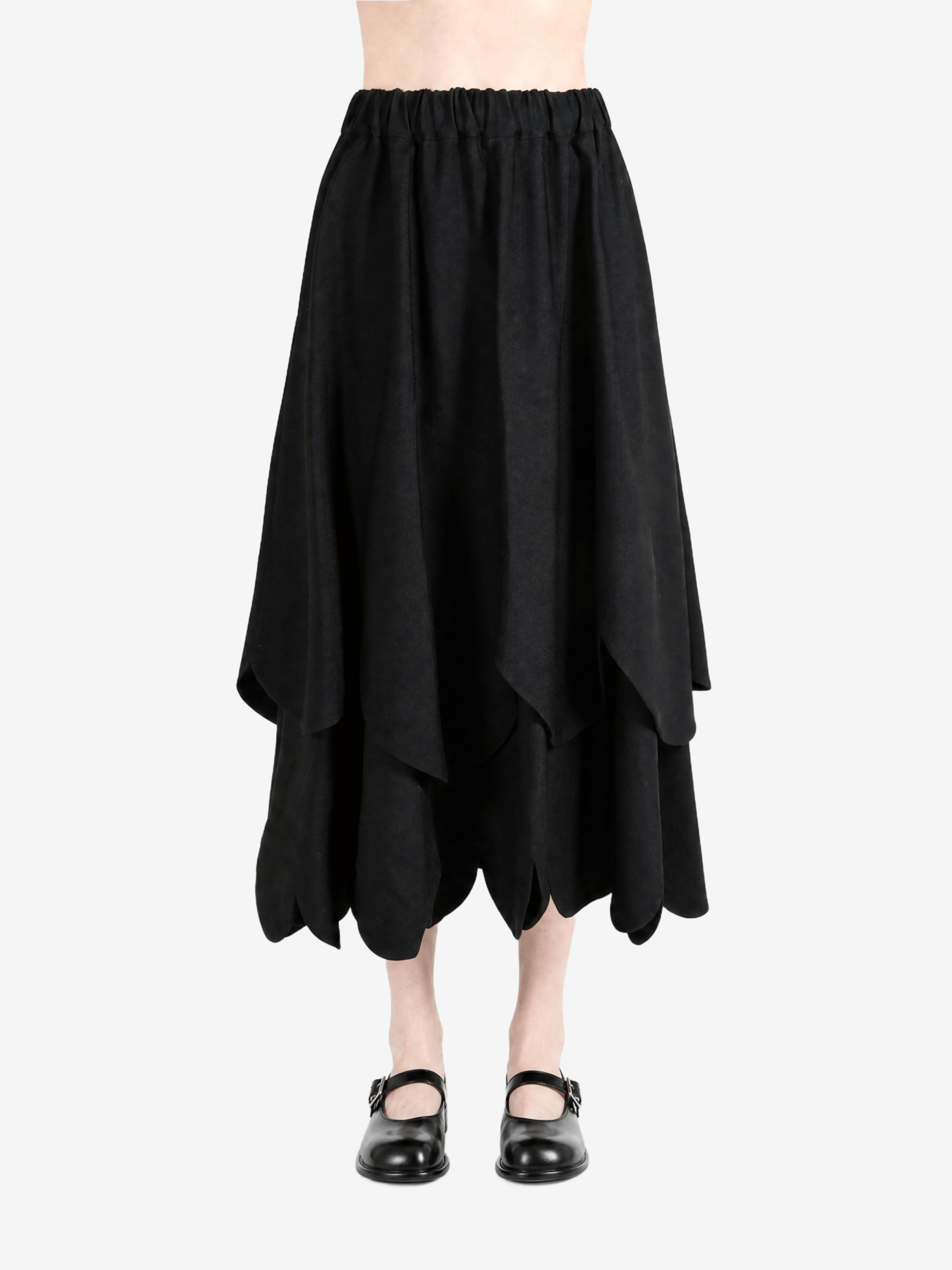 Black skirt, front view
