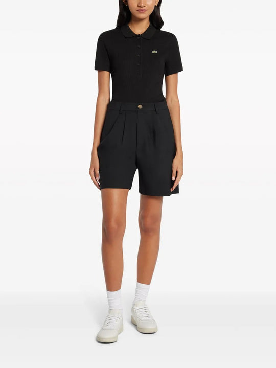 Black T-shirt, full body view