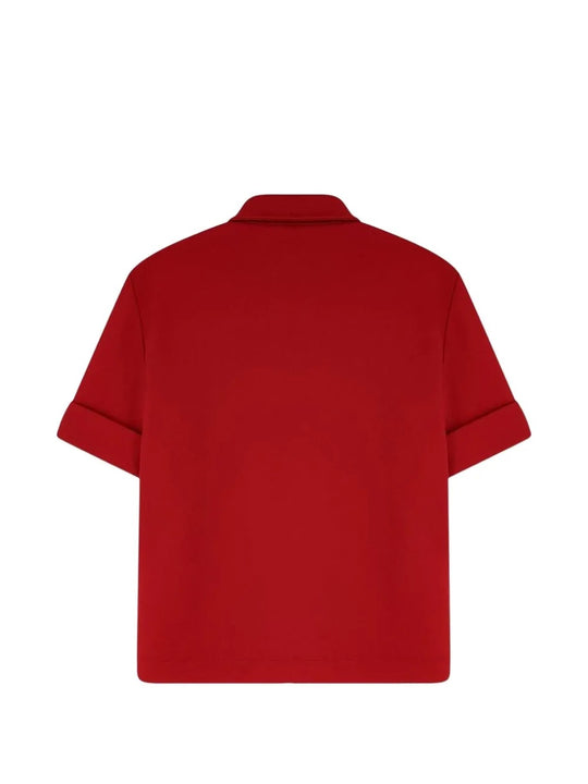 Red shirts, back view