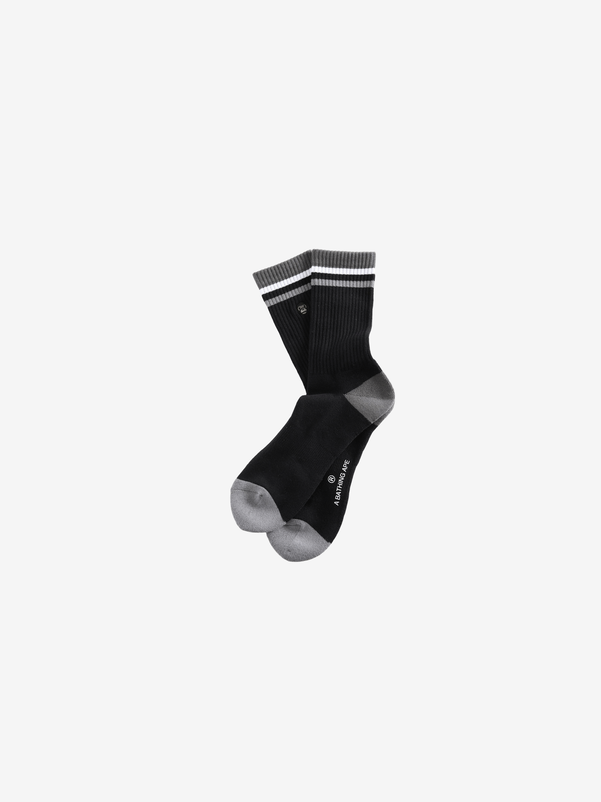 Black accessories, front view