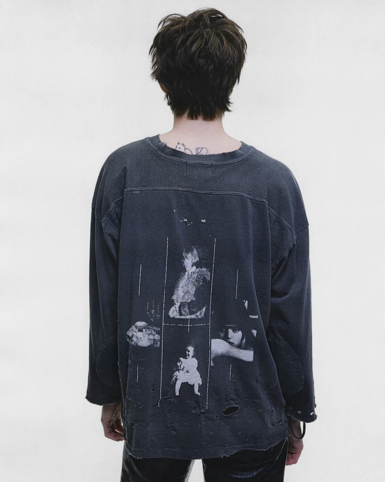 Grey shirt, full body view