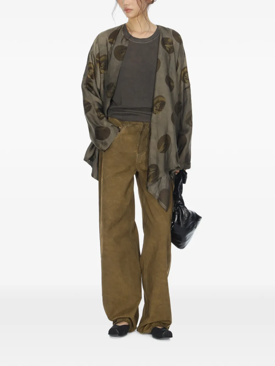 Grey shirt, full body view