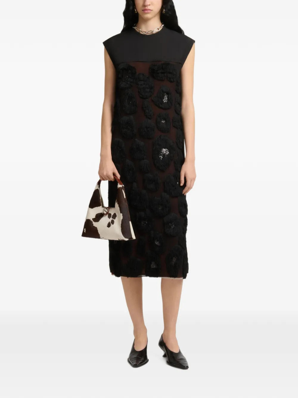 Brown bag, full body view