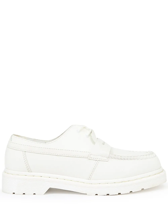 White boots,side view