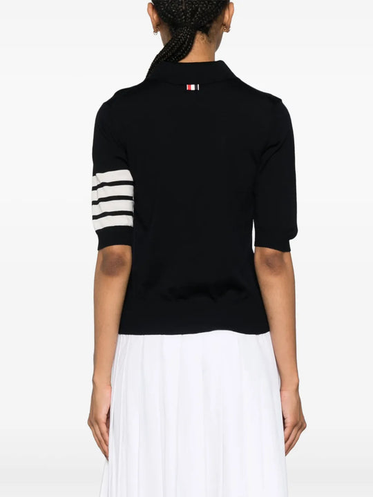 Black shirt, front view