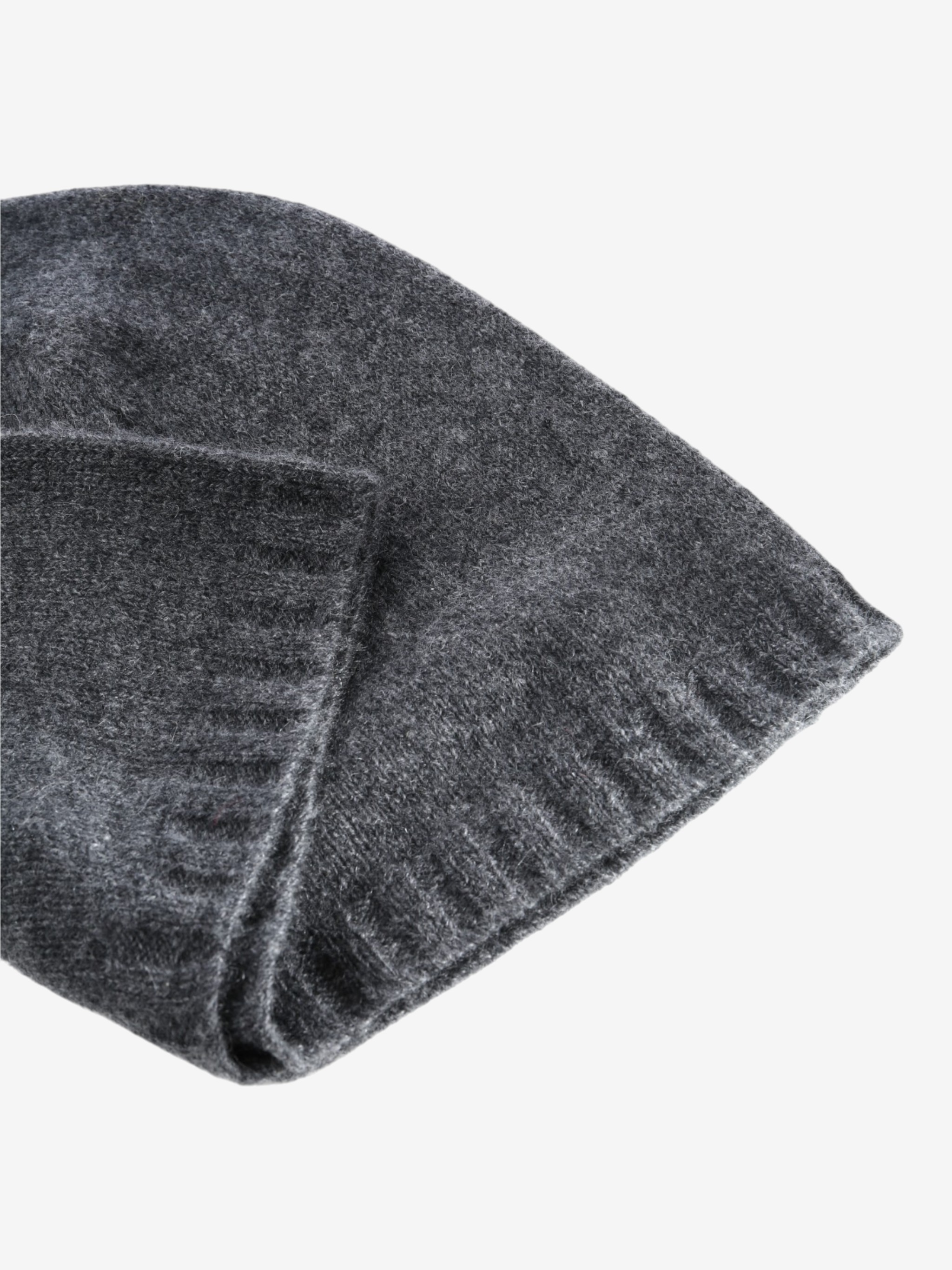 Close up of Grey hat, showing texture of the 100% cashmere fabric
