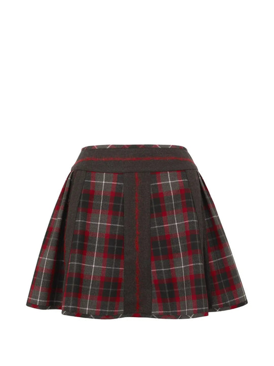 Red skirt, front view