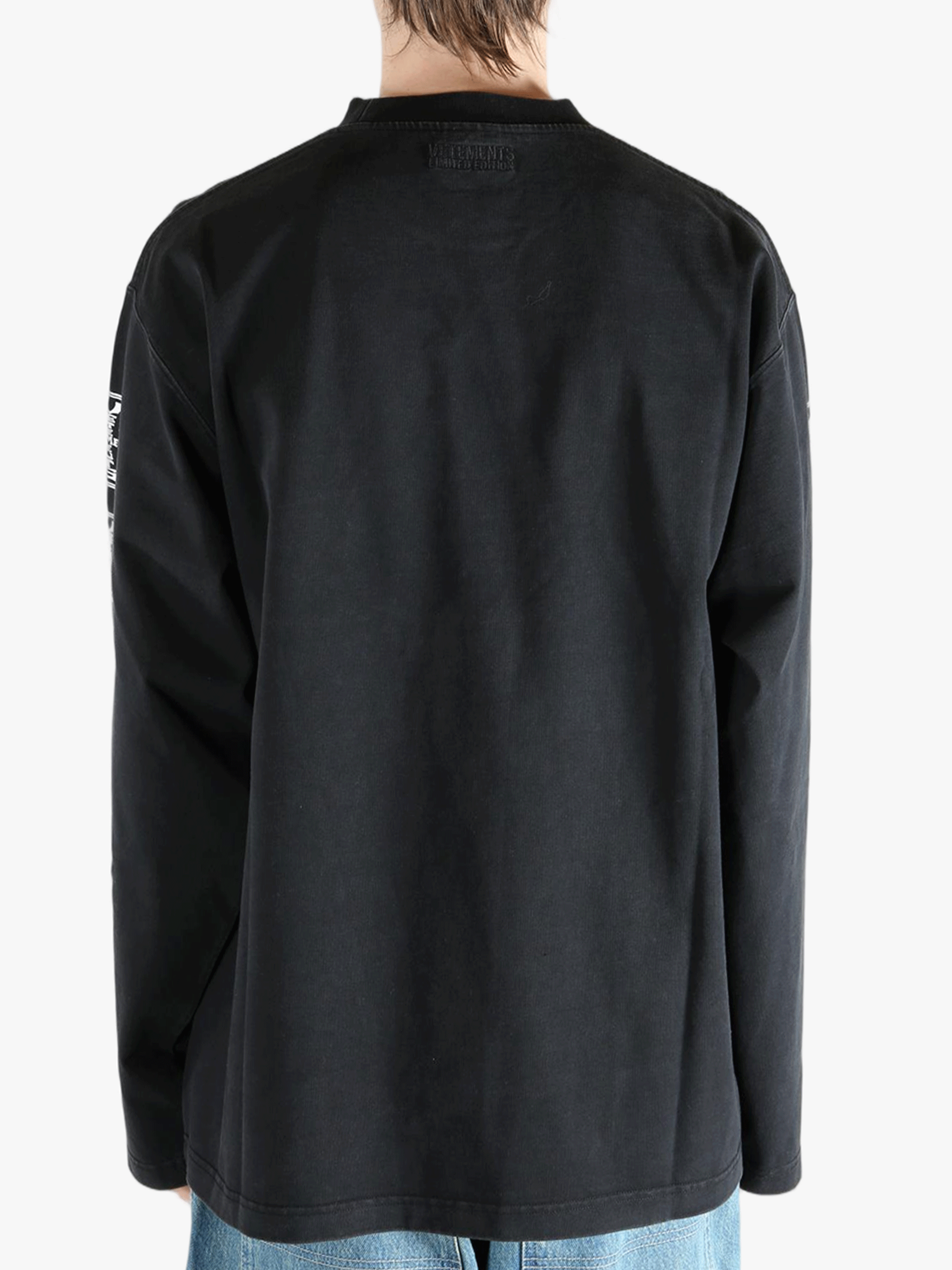 Black sweats-hoodies worn by a person, showing the fit