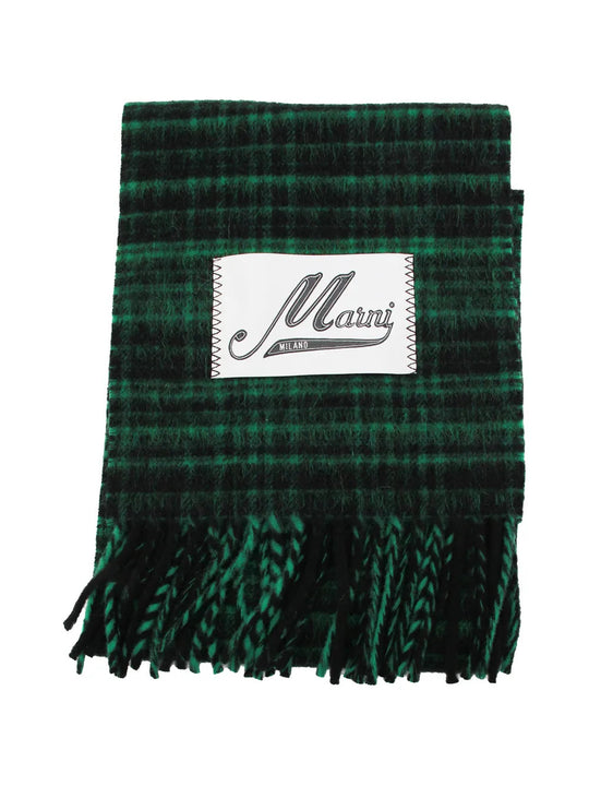 Green scarf, front view