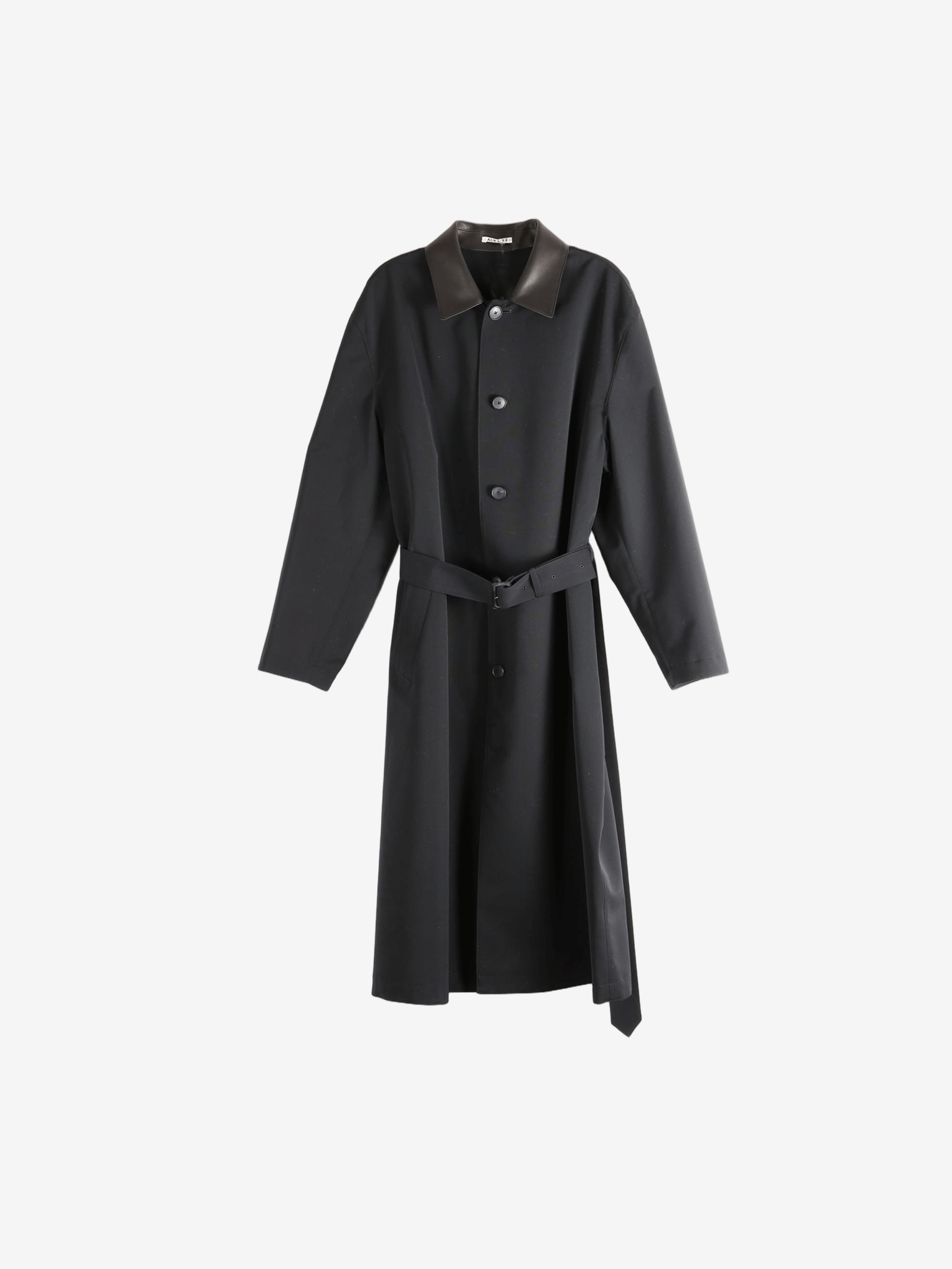 Black coat, front view