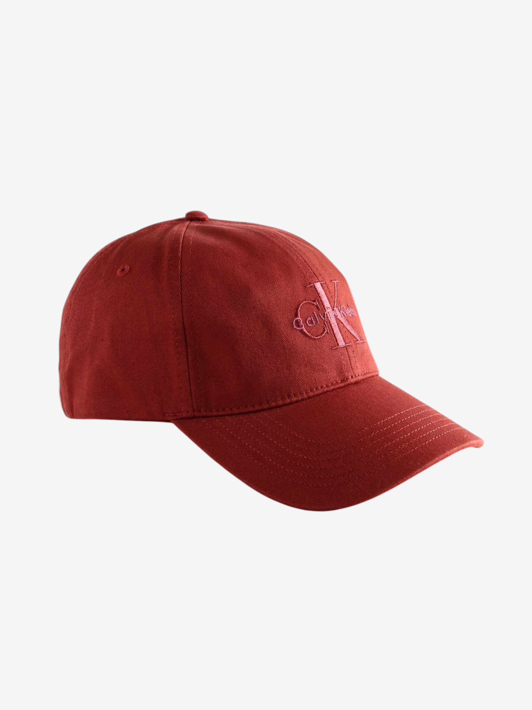 Burgundy hat, front view